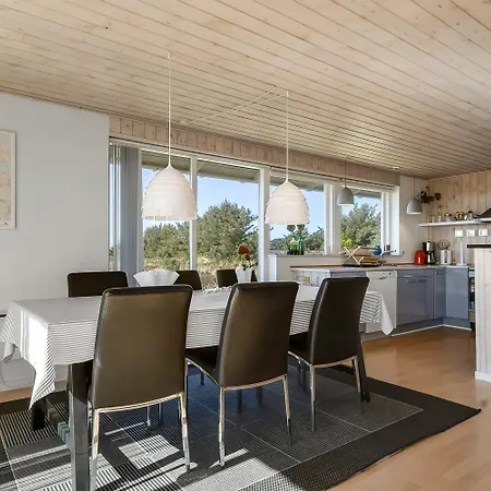 Traeferiehus Beliggende 400m Fra Havet Sj494 Vakantiehuis *